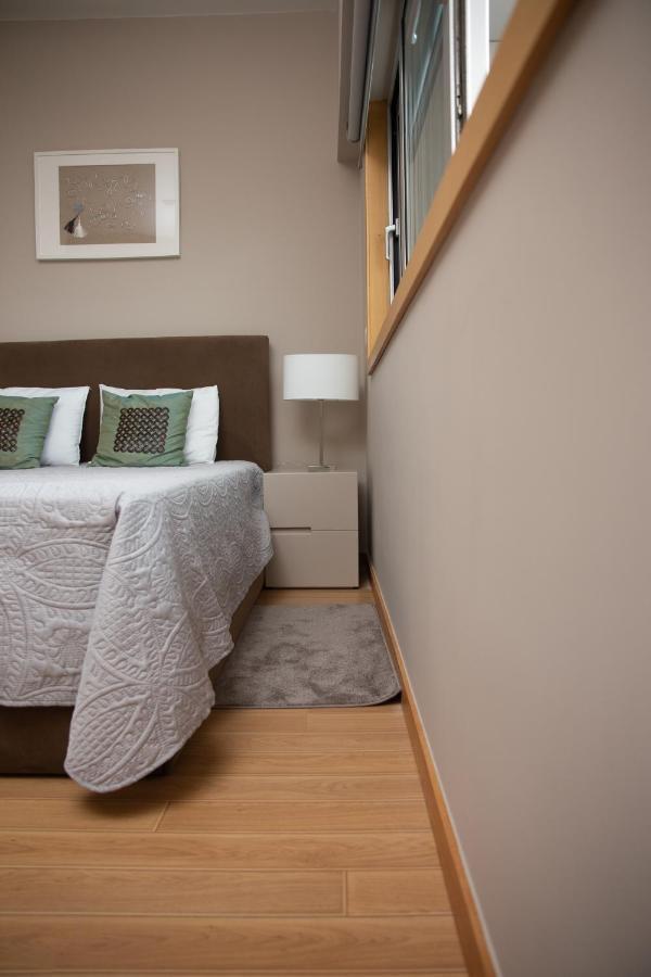 Design Flat In Braga - By Tonsdeverde Экстерьер фото