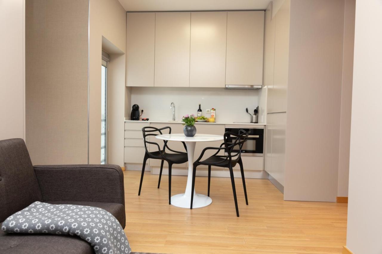 Design Flat In Braga - By Tonsdeverde Экстерьер фото